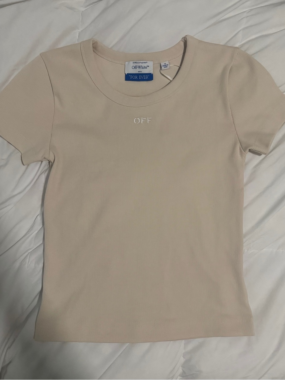 OFF-WHITE Ribbed Fitted Tee - Size Medium